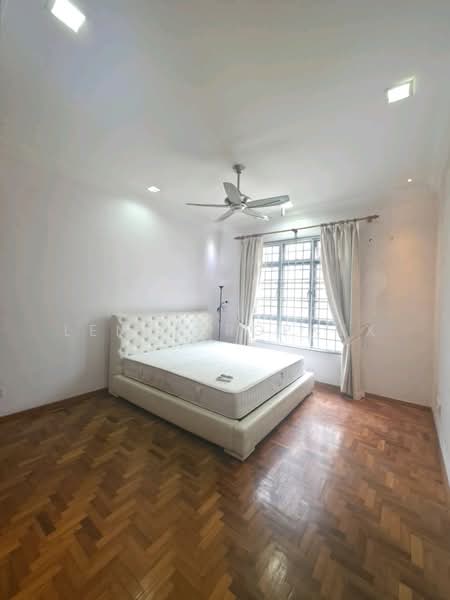 Azalea Park Condo, 2 Flora Road, 4 Bedrooms, 1,507 sqft, Condominium For Rent, by Leng Propnex, 500139577 - PropertyGuru.com.sg