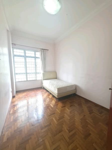 Azalea Park Condo, 2 Flora Road, 4 Bedrooms, 1,507 sqft, Condominium For Rent, by Leng Propnex, 500139577 - PropertyGuru.com.sg