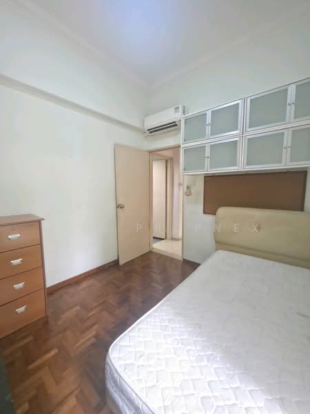 Azalea Park Condo, 2 Flora Road, 4 Bedrooms, 1,507 sqft, Condominium For Rent, by Leng Propnex, 500139577 - PropertyGuru.com.sg