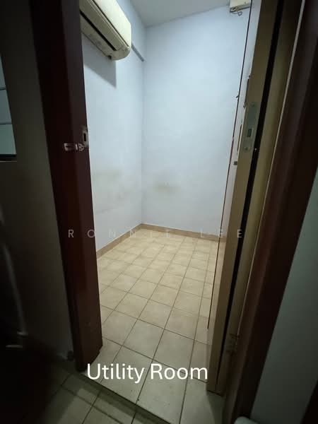 Summerdale, 6 Boon Lay Drive, 3 Bedrooms, 1,195 sqft, Condominium For Sale, by Ronnie Lee, 500139584 - Interior - PropertyGuru.com.sg