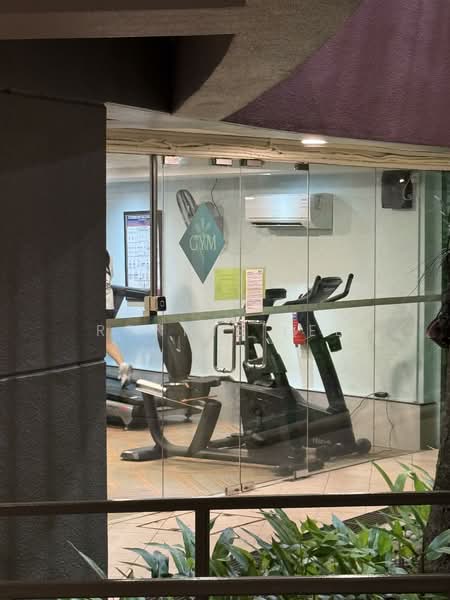 Summerdale, 6 Boon Lay Drive, 3 Bedrooms, 1,195 sqft, Condominium For Sale, by Ronnie Lee, 500139584 - Gym - PropertyGuru.com.sg