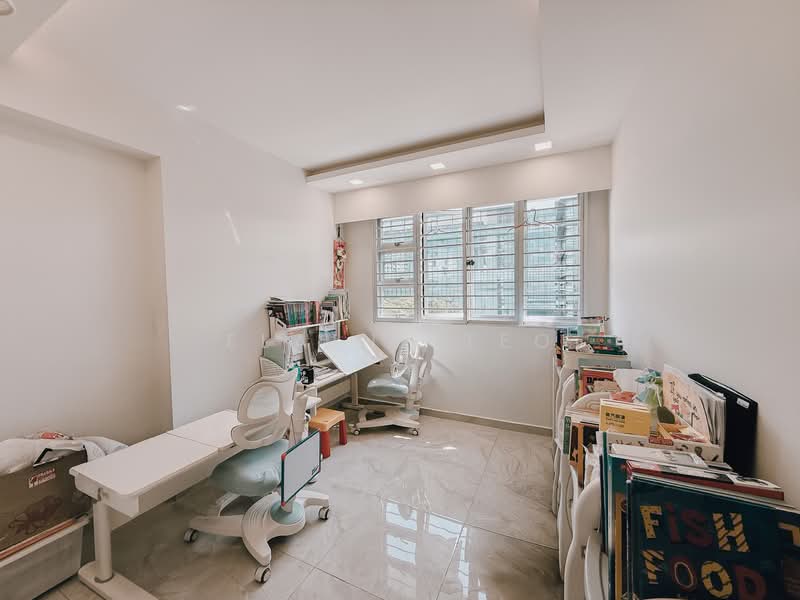110A Depot Road, 110A Depot Road, 3 Bedrooms, 990 sqft, HDB Flat For Sale, by Elaine Teo, 500139607 - Study - PropertyGuru.com.sg