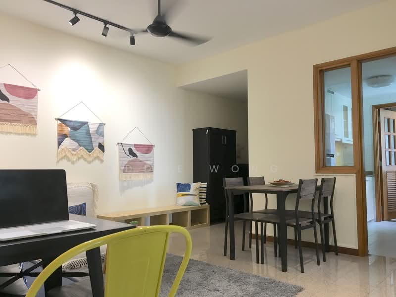 Bright & Spacious Common Room | Queenstown MRT 3 Mins Walk | Condo Facilities, , Room Rental, 160 sqft, Condominium For Rent, by Addie Wong, 500139615 - Living Room - PropertyGuru.com.sg