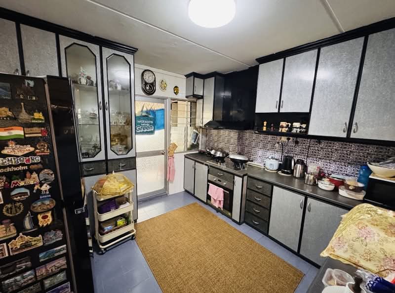 668 Jalan Damai, 668 Jalan Damai, 3 Bedrooms, 1,162 sqft, HDB Flat For Sale, by Lina Dewi, 500139625 - Kitchen - PropertyGuru.com.sg