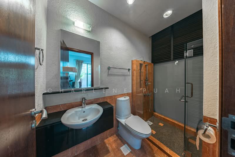 ⭐D16 Rare Freehold 3-Storey Corner Terrace | Mins Walk Bedok South MRT⭐, Kew Drive, 5 Bedrooms, 4,016 sqft, Corner Terrace For Sale, by Charlene Puah, 500139635 - Bathroom - PropertyGuru.com.sg