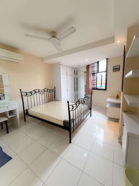 359 Admiralty Drive, 359 Admiralty Drive, 3 Bedrooms, 1,195 sqft, HDB Flat For Rent, by Samuel Prakash S/O Joseph Asirvatham, 500139642 - Bedroom - PropertyGuru.com.sg