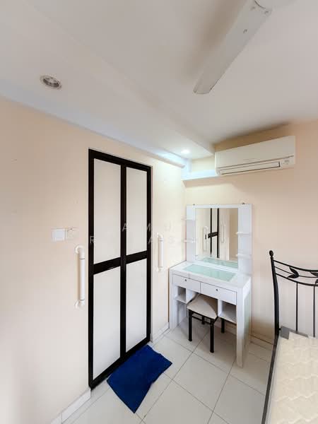 359 Admiralty Drive, 359 Admiralty Drive, 3 Bedrooms, 1,195 sqft, HDB Flat For Rent, by Samuel Prakash S/O Joseph Asirvatham, 500139642 - Bedroom - PropertyGuru.com.sg