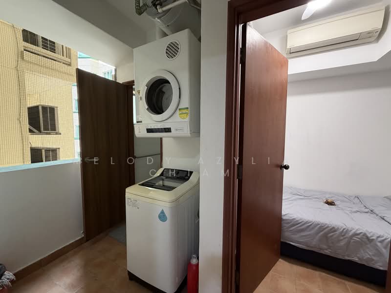 Emerald Garden, 33 Club Street, Room Rental, 200 sqft, Condominium For Rent, by Melody Azyliae Chiam, 500139650 - Bedroom - PropertyGuru.com.sg