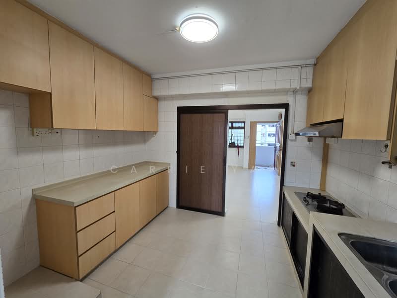 609 Woodlands Ring Road, 609 Woodlands Ring Road, 4 Bedrooms, 1,098 sqft, HDB Flat For Sale, by Carrie Yap, 500139672 - Kitchen - PropertyGuru.com.sg