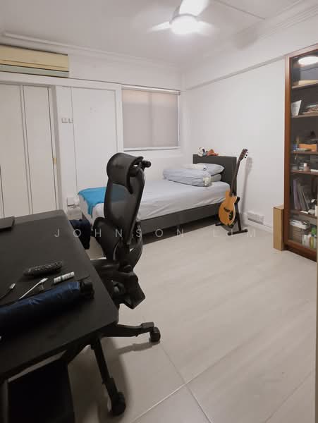 333 Ang Mo Kio Avenue 1, 333 Ang Mo Kio Avenue 1, 2 Bedrooms, 732 sqft, HDB Flat For Rent, by Johnson Lim, 500139678 - Bedroom - PropertyGuru.com.sg