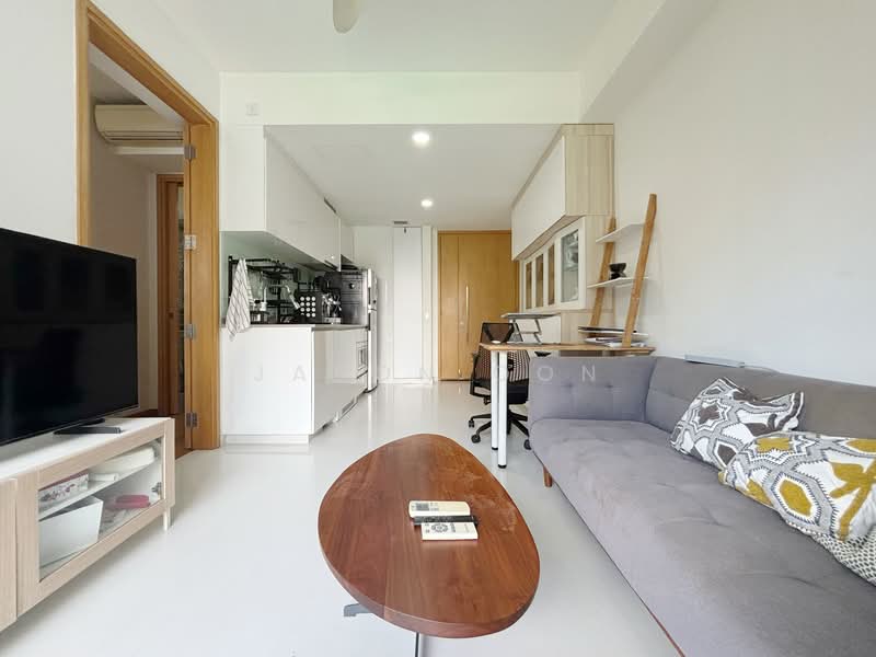 Bartley Ridge, 46 Mount Vernon Road, 1 Bedroom, 463 sqft, Condominium For Sale, by Jason Oon, 500139682 - Living Room - PropertyGuru.com.sg