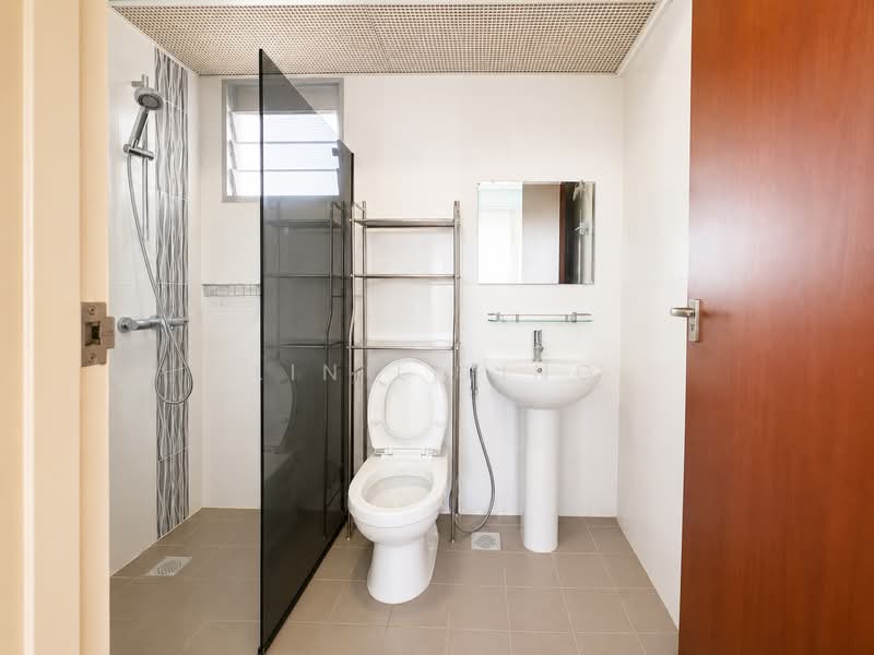 91A Telok Blangah Street 31, 91A Telok Blangah Street 31, 2 Bedrooms, 732 sqft, HDB Flat For Sale, by Lin Liling, 500139700 - Bathroom - PropertyGuru.com.sg