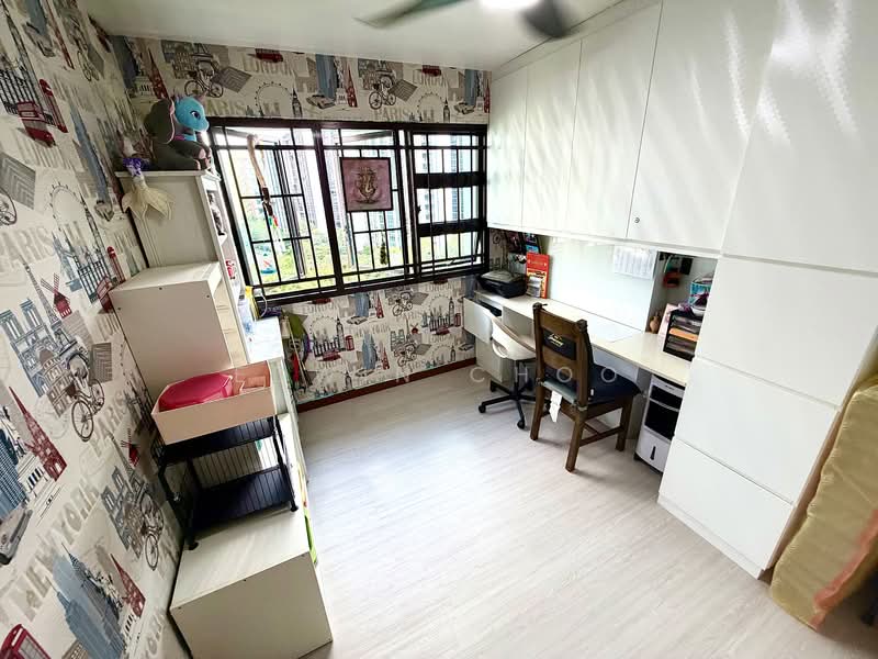 335A Yishun Riverwalk, 335A Yishun Street 31, 3 Bedrooms, 990 sqft, HDB Flat For Sale, by Edwin Choo, 500139707 - Study - PropertyGuru.com.sg