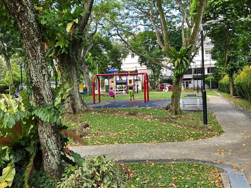 Holland Grove View, , 4 Bedrooms, 3,000 sqft, Semi-Detached House For Sale, by Clive Cheong, 500139708 - Exterior - PropertyGuru.com.sg