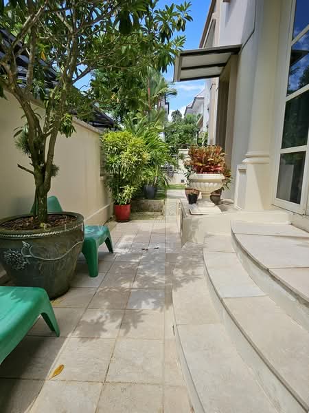 Holland Grove View, , 4 Bedrooms, 3,000 sqft, Semi-Detached House For Sale, by Clive Cheong, 500139708 - Exterior - PropertyGuru.com.sg