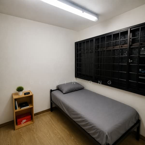 9 Lorong 7 Toa Payoh, 9 Lorong 7 Toa Payoh, 2 Bedrooms, 710 sqft, HDB Flat For Sale, by Delvin Ong, 500139718 - Bedroom - PropertyGuru.com.sg
