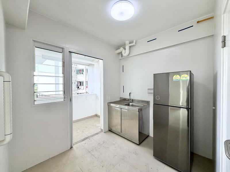40A Margaret Drive, 40A Margaret Drive, 2 Bedrooms, 678 sqft, HDB Flat For Sale, by Cheah Jing, 500139722 - Kitchen - PropertyGuru.com.sg
