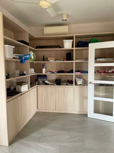 Teresa Ville, 1005 Lower Delta Road, 4 Bedrooms, 1,959 sqft, Condominium For Rent, by Eddie Peh, 500139746 - Interior - PropertyGuru.com.sg