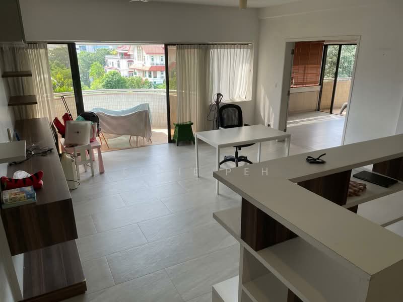 Teresa Ville, 1005 Lower Delta Road, 4 Bedrooms, 1,959 sqft, Condominium For Rent, by Eddie Peh, 500139746 - Living Room - PropertyGuru.com.sg