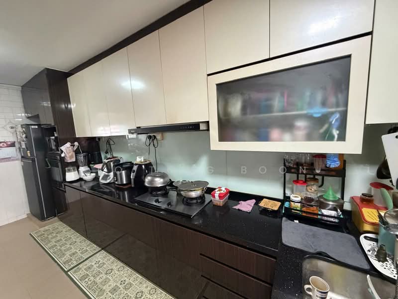 319 Bukit Batok Street 33, 319 Bukit Batok Street 33, 3 Bedrooms, 1,313 sqft, HDB Flat For Sale, by Yeo Tong Boon, 500139752 - PropertyGuru.com.sg
