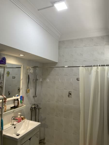 161 Tampines Street 12, 161 Tampines Street 12, 2 Bedrooms, 797 sqft, HDB Flat For Sale, by Jan Lie, 500139753 - PropertyGuru.com.sg
