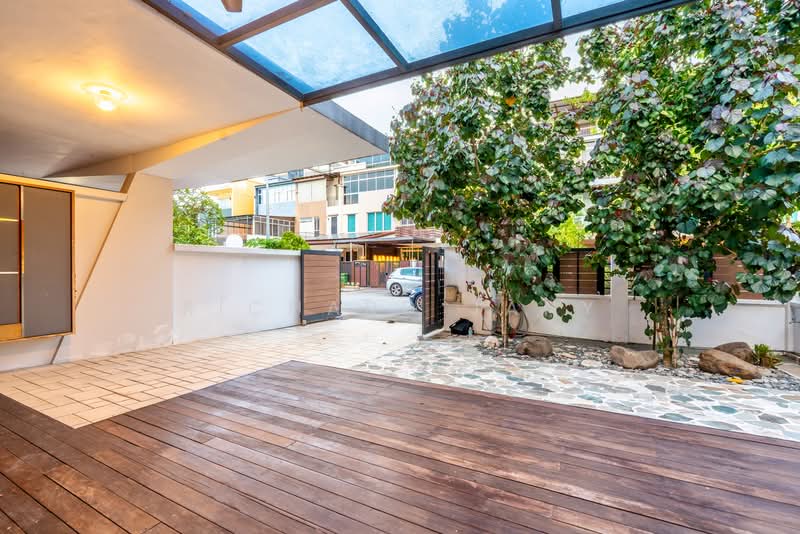 Sprinsgside Walk, Springside Walk, 5 Bedrooms, 2,491 sqft, Corner Terrace For Sale, by Richard Jany, 500139754 - Exterior - PropertyGuru.com.sg