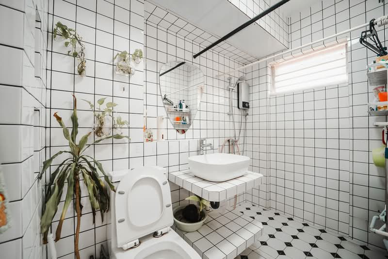 506A Serangoon North Avenue 4, 506A Serangoon North Avenue 4, 4 Bedrooms, 1,560 sqft, HDB Flat For Rent, by Celest Ho, 500139758 - Bathroom - PropertyGuru.com.sg