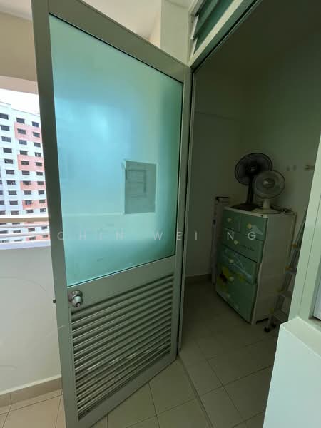 The Clearwater, 8 Bedok Reservoir View, 2 Bedrooms, 1,001 sqft, Condominium For Rent, by Chin Wei NG, 500139762 - Balcony - PropertyGuru.com.sg
