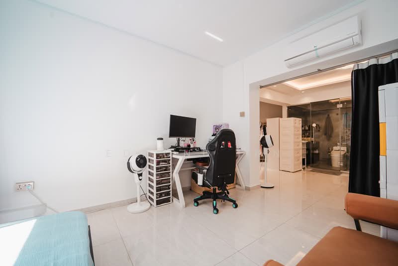 128 Rivervale Street, 128 Rivervale Street, 3 Bedrooms, 1,292 sqft, HDB Flat For Sale, by Edmond Tan, 500139781 - Study - PropertyGuru.com.sg