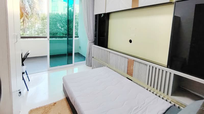 Landridge Condo, 202 Pasir Panjang Road, Room Rental, 120 sqft, Condominium For Rent, by Gupta Sameer Raj, 500139784 - Bedroom - PropertyGuru.com.sg