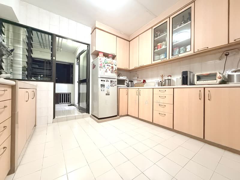 898A Woodlands Drive 50, 898A Woodlands Drive 50, 3 Bedrooms, 1,076 sqft, HDB Flat For Sale, by Nigel Tan, 500139796 - Kitchen - PropertyGuru.com.sg
