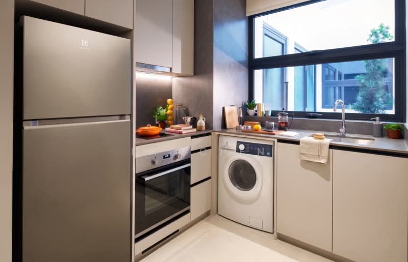 MBER, , 3 Bedrooms, 920 sqft, Apartment For Rent, by Kai Chen, 500139810 - Kitchen - PropertyGuru.com.sg