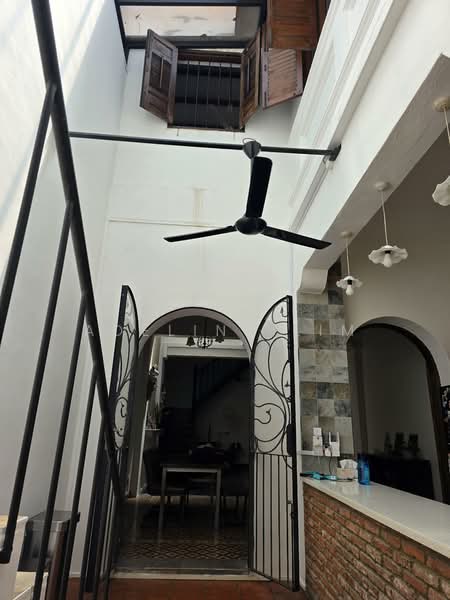 Blair Road, Blair Road, 4 Bedrooms, 4,500 sqft, Conservation House For Rent, by Adeline Lim, 500139816 - Interior - PropertyGuru.com.sg