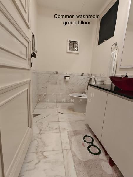 Holland Grove, Holland Grove View, 4 Bedrooms, 3,500 sqft, Semi-Detached House For Rent, by Jose Loh Zhenhao, 500139820 - Bathroom - PropertyGuru.com.sg