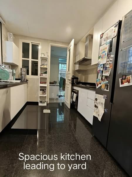 Holland Grove, Holland Grove View, 4 Bedrooms, 3,500 sqft, Semi-Detached House For Rent, by Jose Loh Zhenhao, 500139820 - Kitchen - PropertyGuru.com.sg