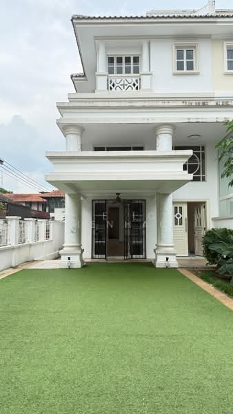 Holland Grove, Holland Grove View, 4 Bedrooms, 3,500 sqft, Semi-Detached House For Rent, by Jose Loh Zhenhao, 500139820 - Exterior - PropertyGuru.com.sg