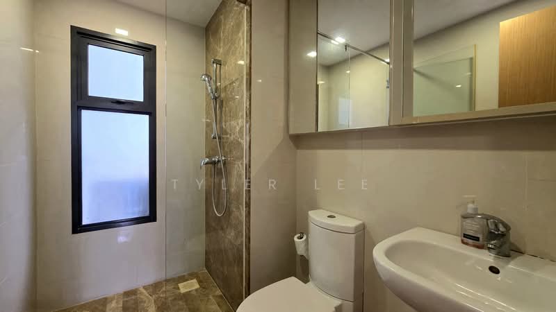 8 @ Woodleigh, 6 Woodleigh Close, 2 Bedrooms, 861 sqft, Condominium For Rent, by Tyler Lee, 500139826 - Bathroom - PropertyGuru.com.sg