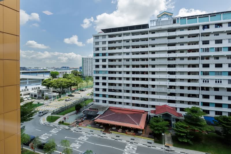 109 Serangoon North Avenue 1, 109 Serangoon North Avenue 1, 3 Bedrooms, 980 sqft, HDB Flat For Sale, by Michelle Chia, 500139830 - Exterior - PropertyGuru.com.sg