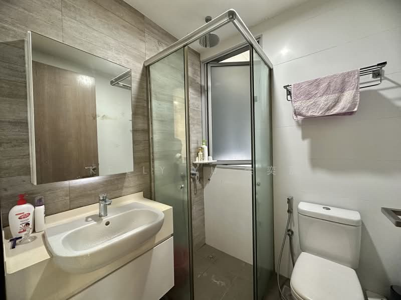 Hills TwoOne, 21 Hillview Terrace, 3 Bedrooms, 958 sqft, Apartment For Sale, by Kelly Yu 余奕葹, 500139831 - Bathroom - PropertyGuru.com.sg