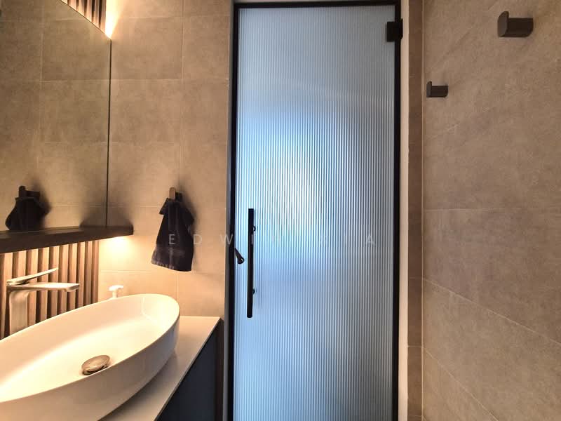The Palette, 103 Pasir Ris Grove, 2 Bedrooms, 753 sqft, Condominium For Sale, by Edwin Sia, 500139832 - Bathroom - PropertyGuru.com.sg