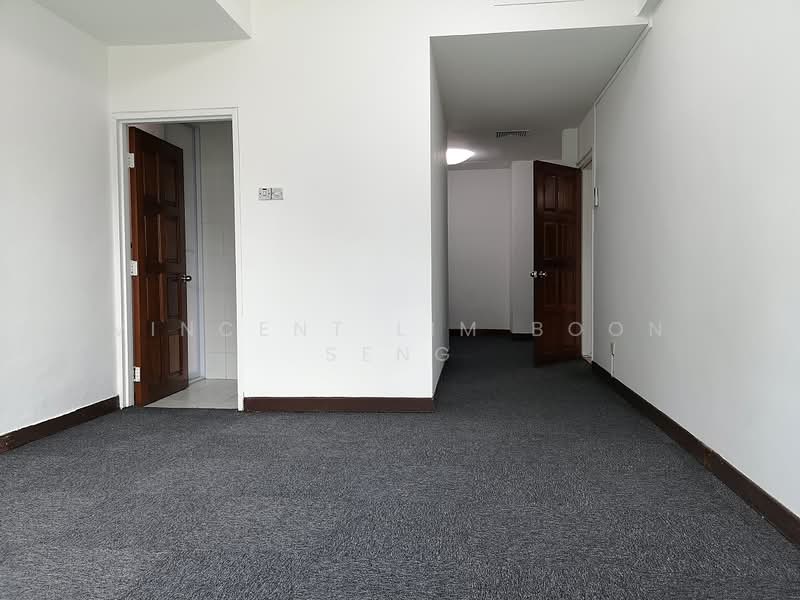 336 River Valley, 336 River Valley Road, 2 Bedrooms, 1,539 sqft, Apartment For Rent, by Vincent Lim Boon Seng, 500139842 - Master Bedroom - PropertyGuru.com.sg
