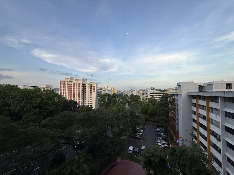 182 Ang Mo Kio Avenue 5, 182 Ang Mo Kio Avenue 5, 2 Bedrooms, 732 sqft, HDB Flat For Sale, by Sherilyn Tan, 500139846 - Exterior - PropertyGuru.com.sg