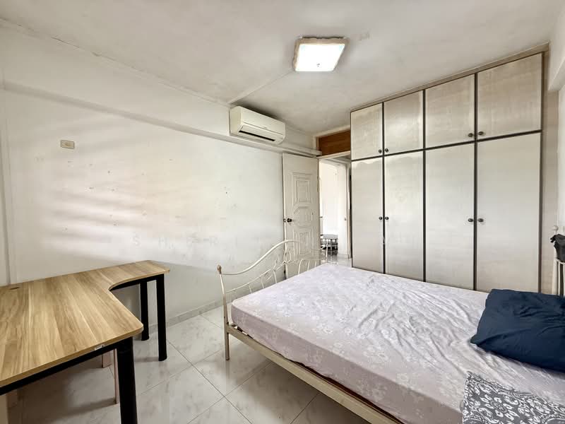 182 Ang Mo Kio Avenue 5, 182 Ang Mo Kio Avenue 5, 2 Bedrooms, 732 sqft, HDB Flat For Sale, by Sherilyn Tan, 500139846 - Bedroom - PropertyGuru.com.sg
