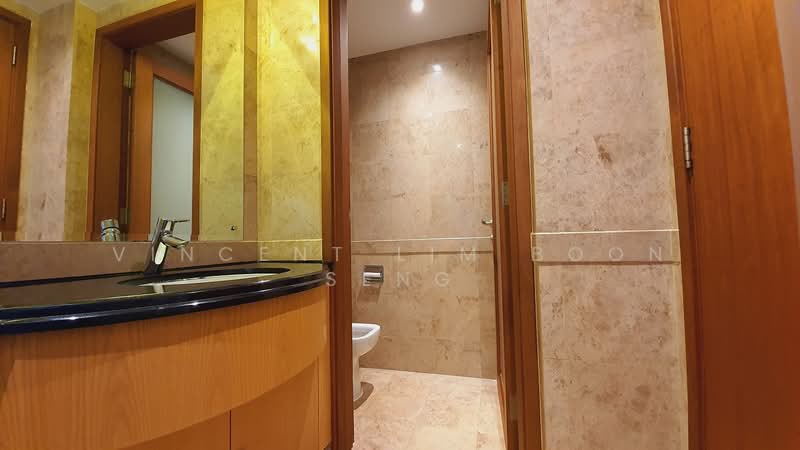Orchard Scotts, 11 Anthony Road, 4 Bedrooms, 2,680 sqft, Condominium For Rent, by Vincent Lim Boon Seng, 500139852 - Bathroom - PropertyGuru.com.sg