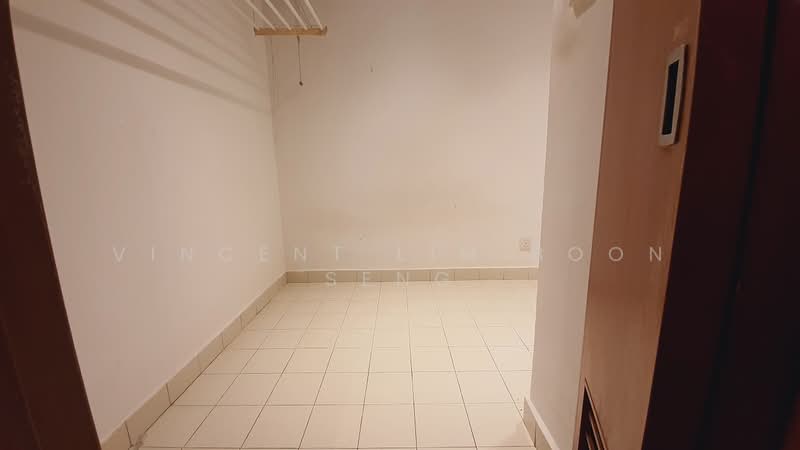 Orchard Scotts, 11 Anthony Road, 4 Bedrooms, 2,680 sqft, Condominium For Rent, by Vincent Lim Boon Seng, 500139852 - Utility Room - PropertyGuru.com.sg
