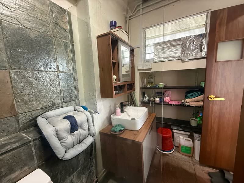 495F Tampines Street 43, 495F Tampines Street 43, 4 Bedrooms, 1,593 sqft, HDB Flat For Sale, by Rozana Sahlan, 500139868 - Bathroom - PropertyGuru.com.sg