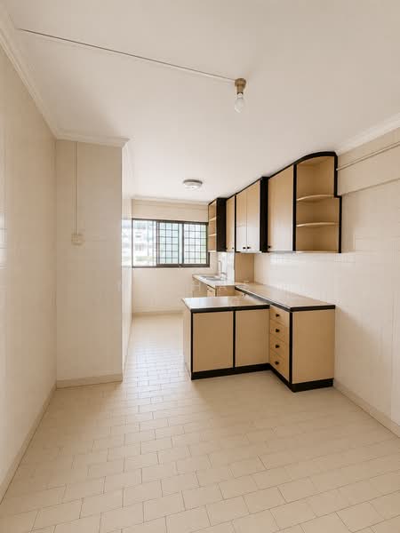 295 Tampines Street 22, 295 Tampines Street 22, 2 Bedrooms, 786 sqft, HDB Flat For Sale, by Michael Dong, 500139891 - Kitchen - PropertyGuru.com.sg