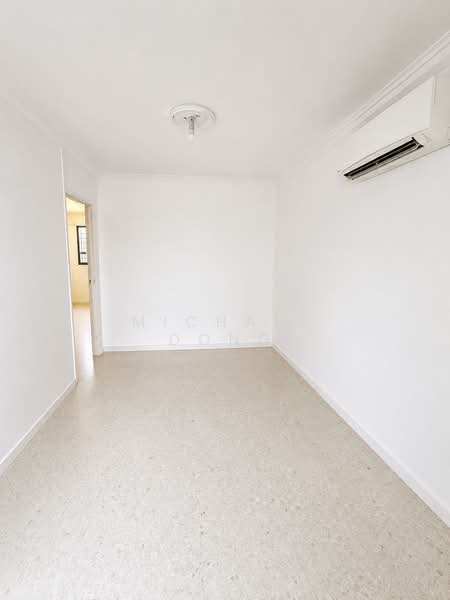 295 Tampines Street 22, 295 Tampines Street 22, 2 Bedrooms, 786 sqft, HDB Flat For Sale, by Michael Dong, 500139891 - Interior - PropertyGuru.com.sg