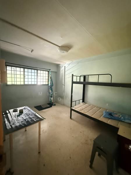 295 Tampines Street 22, 295 Tampines Street 22, 2 Bedrooms, 786 sqft, HDB Flat For Sale, by Michael Dong, 500139891 - Bedroom - PropertyGuru.com.sg