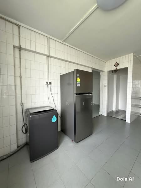 870 Yishun Street 81, 870 Yishun Street 81, 3 Bedrooms, 1,119 sqft, HDB Flat For Rent, by Kerin Toh, 500139893 - Kitchen - PropertyGuru.com.sg